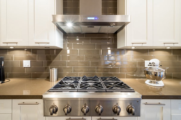 range hood in kitchen